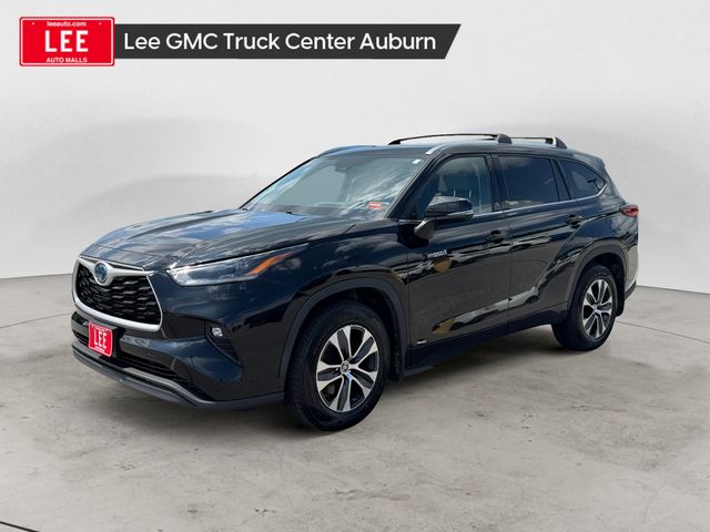  2021 Toyota Highlander Hybrid XLE AWD   