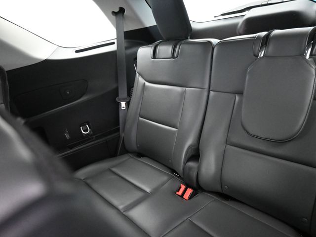 2025 Ford Explorer Active photo