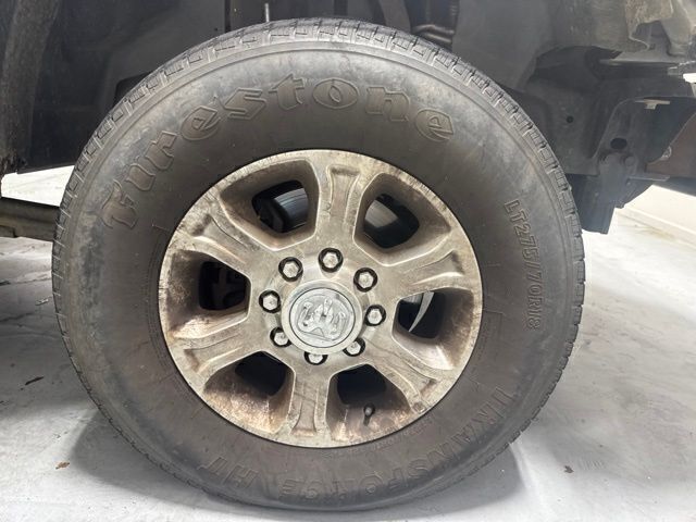 Used 2017 Silver Ram SLT image 4