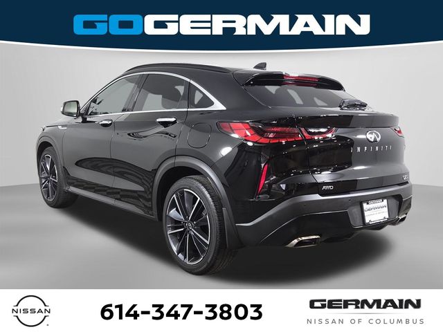 Used 2023 Black INFINITI LUXE image 11