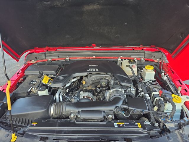 Used 2021 Firecracker Red Clearcoat Jeep Overland image 29