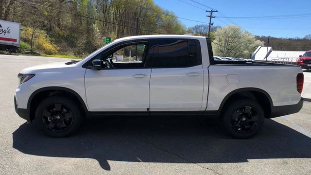 2025 Honda Ridgeline Black Edition 6