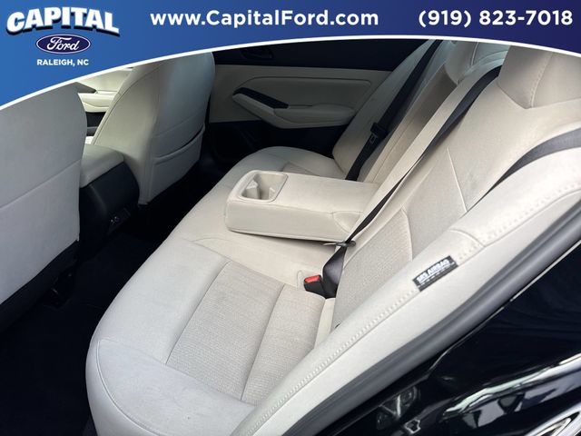 Used 2025 Black Nissan 2.5 SV image 18