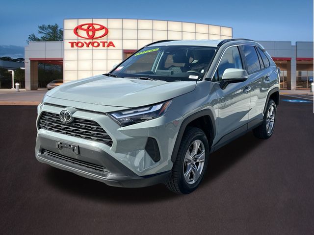 2023 Toyota RAV4 XLE 25