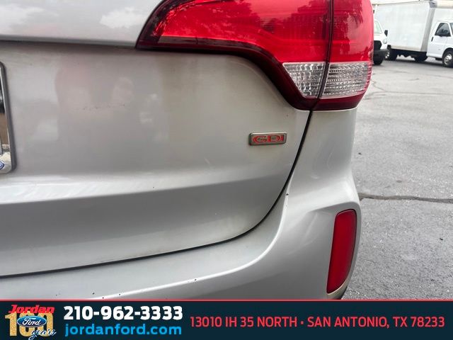 Used Car 2014 Kia Sorento  Lx For Sale Under $10,000 In San Antonio, Texas