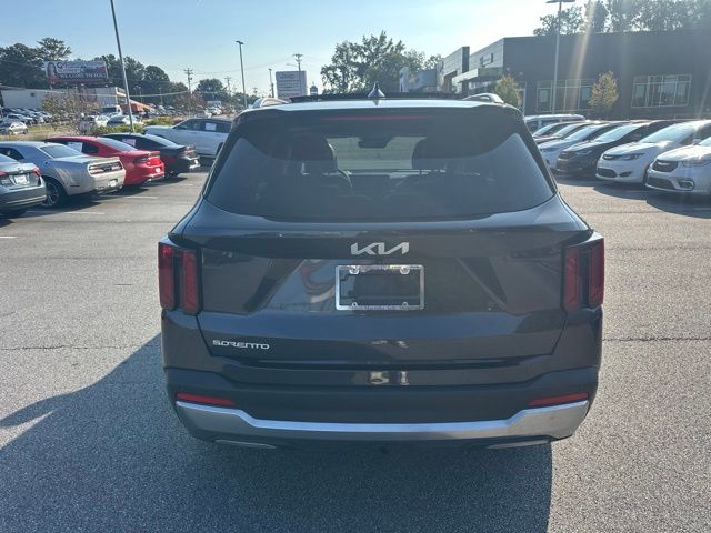 Used 2025 Gray Kia EX image 4
