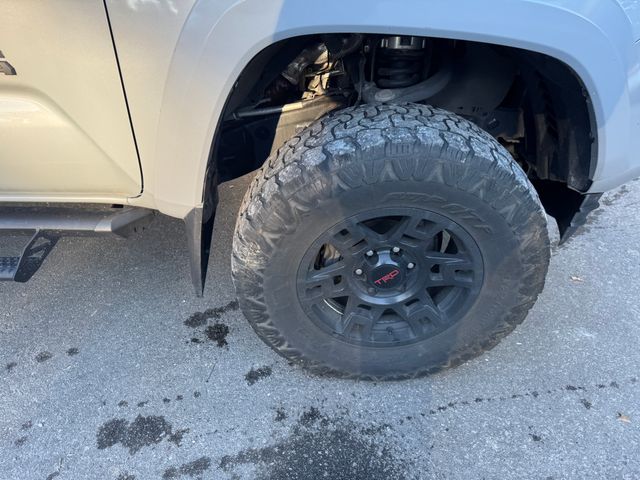 2021 Toyota Tacoma TRD Off-Road 11