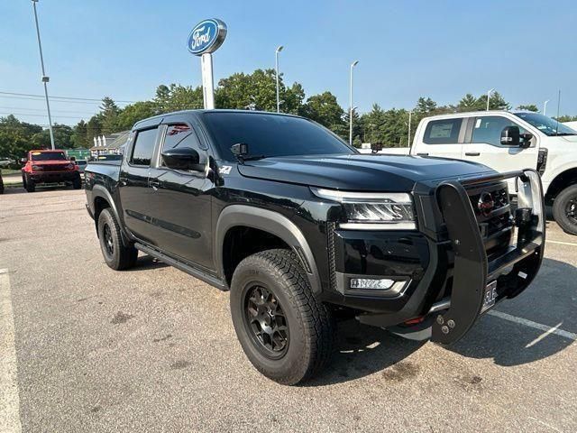 Super Black 2025 Nissan Frontier Pickup Truck Four-Wheel Drive 9-Speed Automatic Overdrive