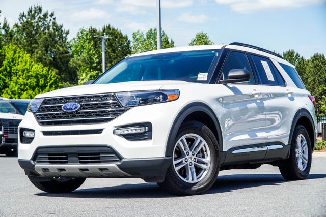 White Metallic 2023 Ford Explorer XLT RWD SUV / Crossover Rear-Wheel Drive Automatic