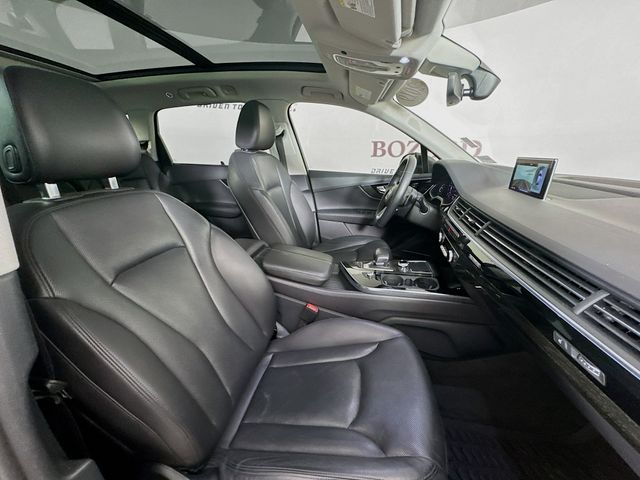 2019 Gray Metallic Audi Q7 55 Premium Plus quattro AWD SUV