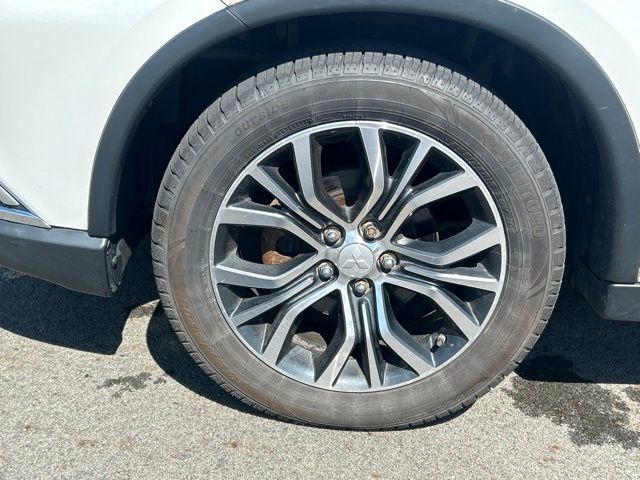 used 2016 Mitsubishi Outlander car, priced at $12,999
