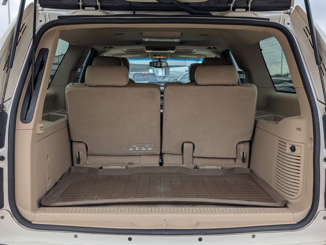 Used 2014 White Chevrolet LTZ image 27