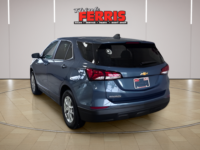 View vehicle photo 3