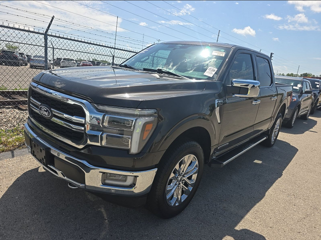 2024 Bronze Metallic Ford F-150 Lariat 4X4 Truck