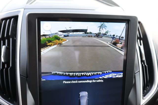 2024 Ford Edge SEL photo