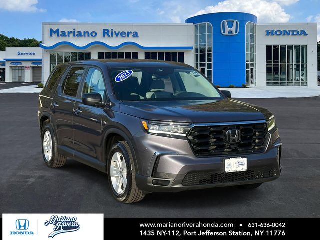 Modern Ste 2023 Honda Pilot LX AWD SUV / Crossover All-Wheel Drive Automatic