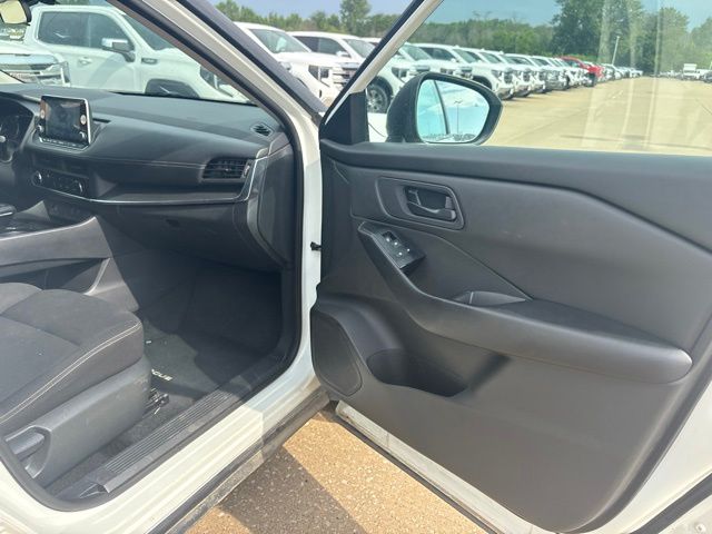 Used 2024 Nissan Rogue SUV