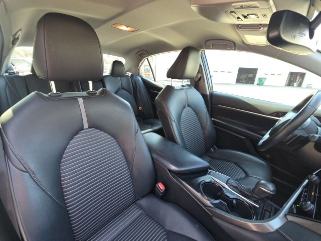 2019 Toyota Camry L:B02043A