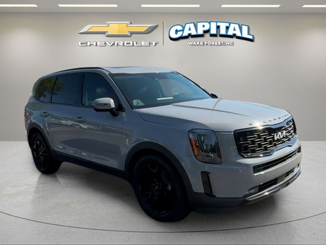 Used 2022 Gray Kia SX image 7