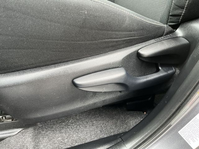 Used 2016  Toyota XLE image 16