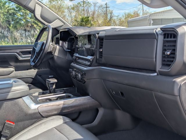 Used 2022 Blue Chevrolet LTZ image 25