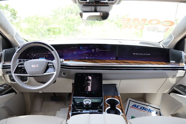 2026 Cadillac Escalade Platinum Sport - 10