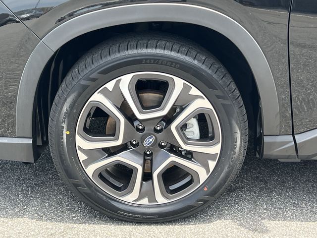 Used 2023 Black Subaru Limited image 40