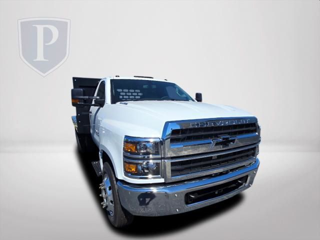 2024 Chevrolet Silverado 4500HD Work Truck 11