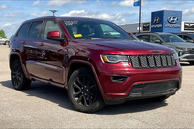 2020 Jeep Grand Cherokee Altitude photo