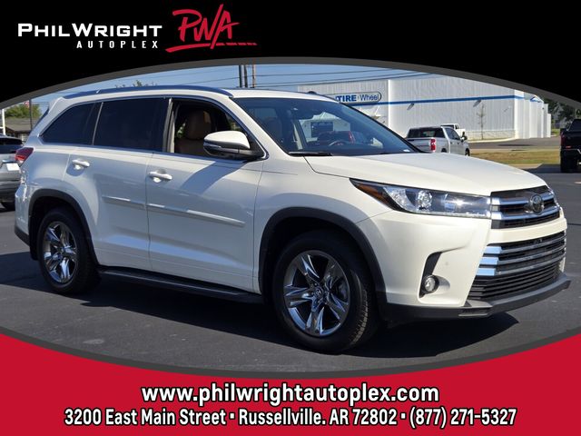 White (Blizzard Pearl) 2018 Toyota Highlander SUV / Crossover All-Wheel Drive 8-Speed Automatic