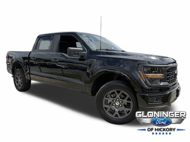 Agate Black Metallic 2026 Ford F-150 Pickup Truck Four-Wheel Drive Automatic