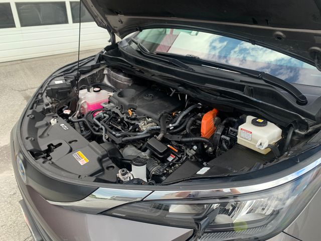 Used 2024 Toyota Sienna Van