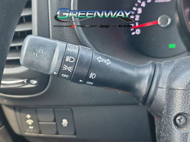 Used 2018 Silver Kia Plus image 21