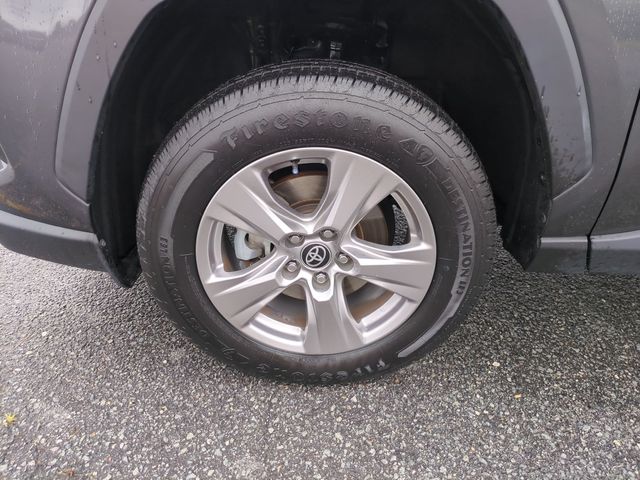 Used 2023 Gray Toyota XLE image 10