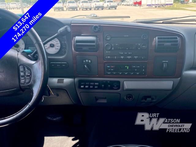 2006 Ford F-350SD Lariat 17