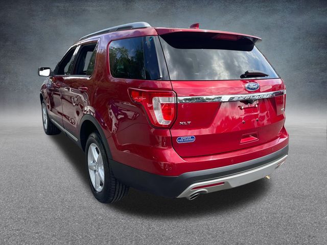 2016 Ford Explorer XLT 11