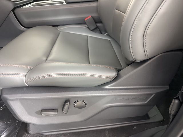 2025 Glacier Gray Metallic TriCoat Ford Expedition Max 4X4 SUV