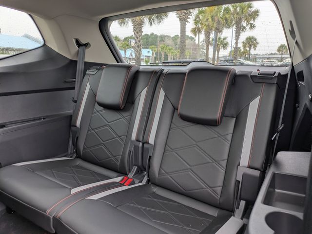 2025 Volkswagen Atlas 2.0T Peak Edition Green at Matthews Motors of Wilmington