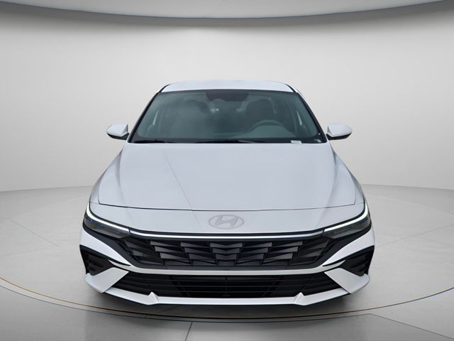 2026 Hyundai Elantra - $23,444