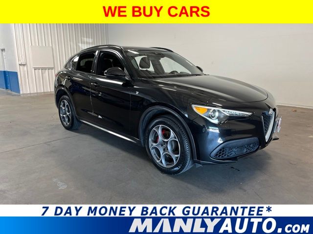 2022 Alfa Romeo Stelvio Ti AWD Negro SUV/Crossover Tracción en las cuatro ruedas 8 velocidades Automática