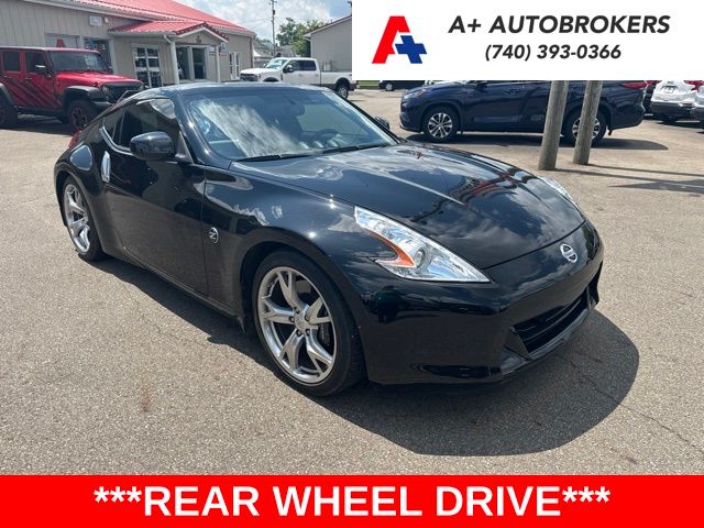 Gray (Magnetic Black Metallic) 2010 Nissan 370Z Coupe Rear-Wheel Drive 7-Speed Automatic
