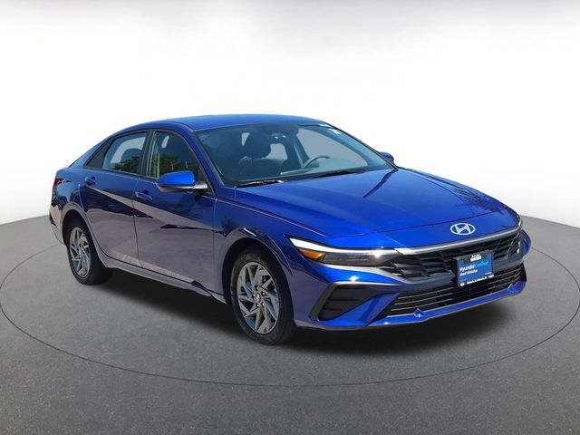 Intense Blue 2024 Hyundai Elantra Sedan Front-Wheel Drive Continuously Variable Transmission