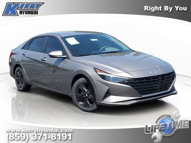 2023 Hyundai Elantra SEL FWD
