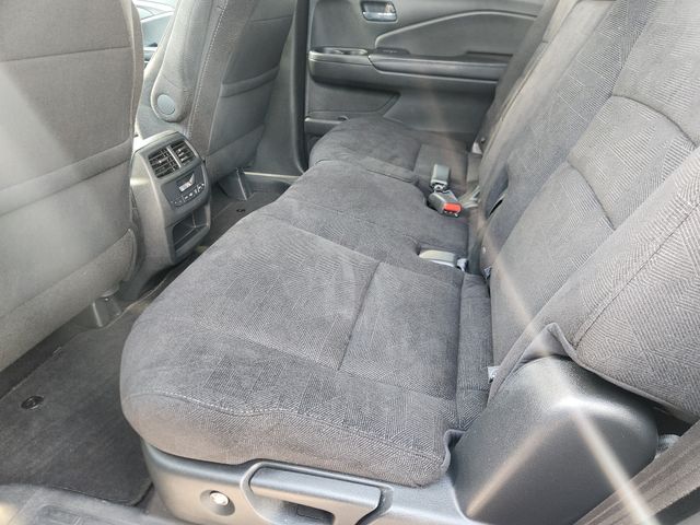 2022 Honda Pilot Sport Gray at EAG Ford Navasota