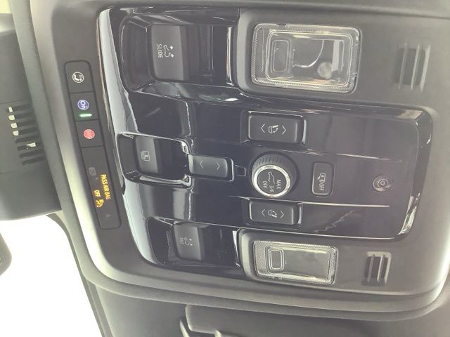 Used 2026 Polar White Chevrolet Premier image 40