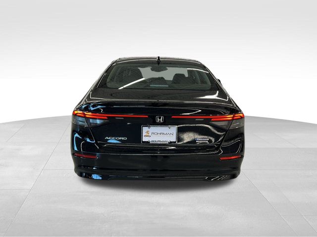 2025 Honda Accord Hybrid Touring 31