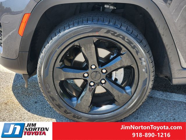 Used 2023 Jeep Grand Cherokee SUV