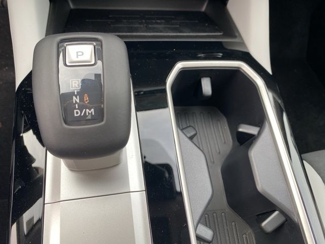 MitsubishiOutlander30