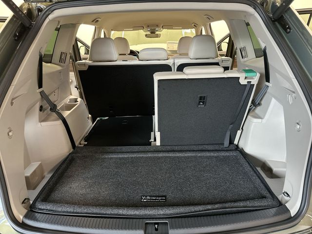 2026 Volkswagen Atlas 2.0T SE w/Technology Green at Subaru and VW of Moon Township