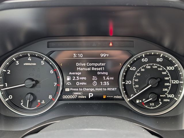 Used 2025 Black Mitsubishi SE image 18